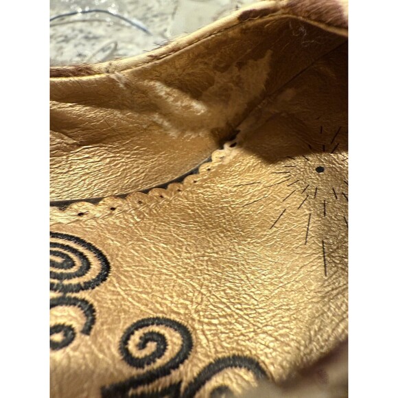 Naughty Monkey Heels Womens 8 Cork Cheetah Print Fuzzy Pointed Toe - Picture 7 of 8